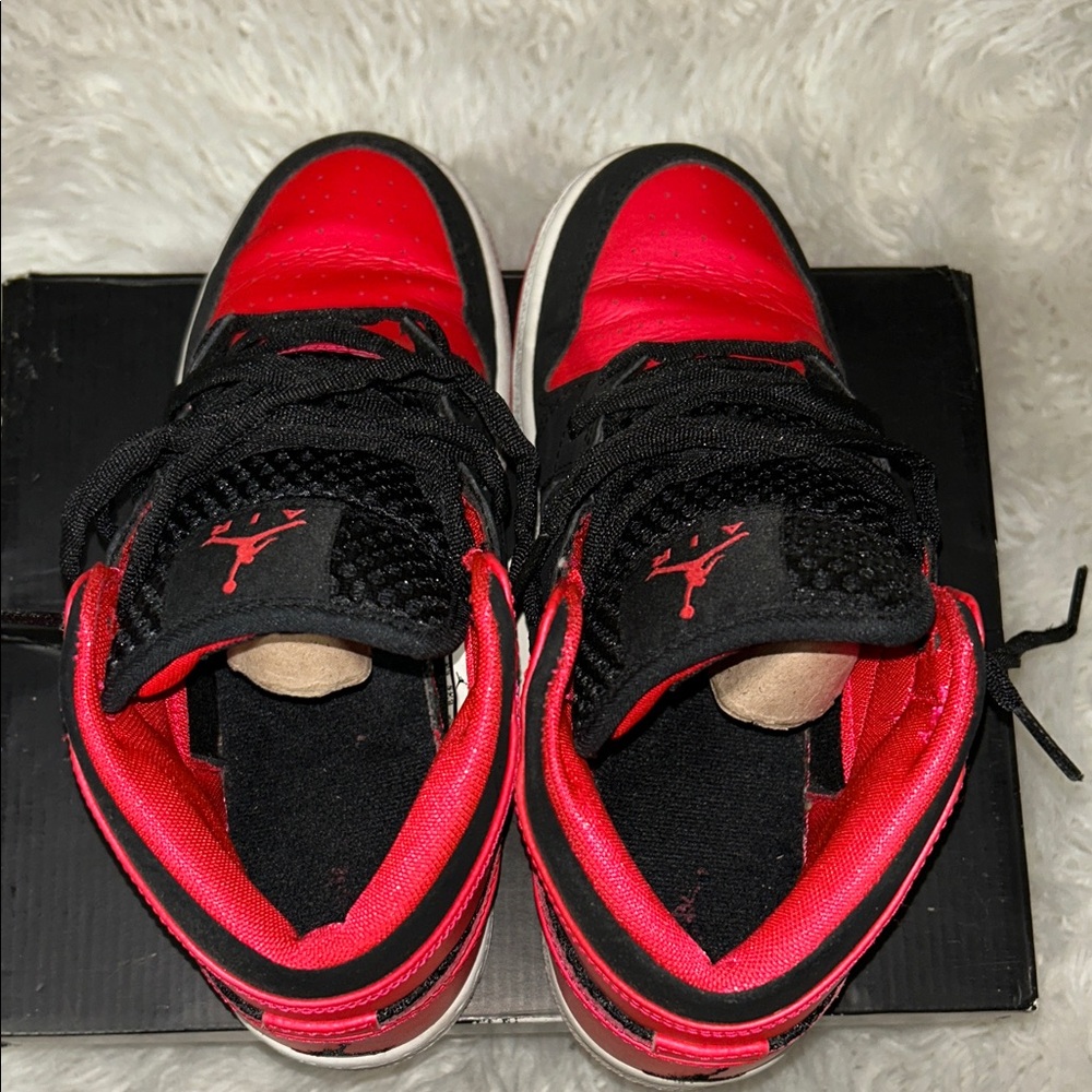 Air Jordan 1 Phat Girls (GS) Kids Siren Red, White and Black